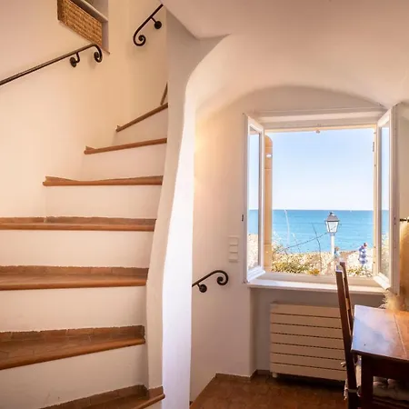 - Maison De Pecheur Renovee - Terrasse Face A La Antibes
